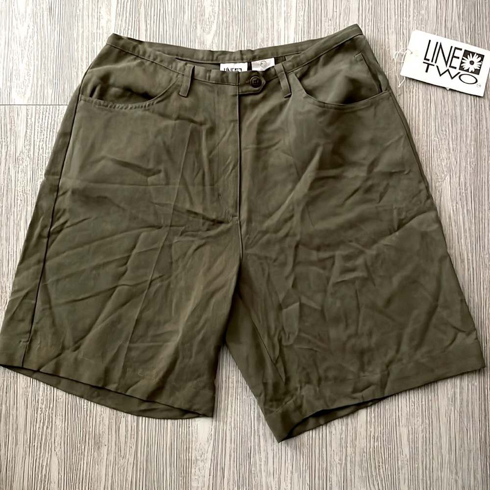 Line Two Shorts